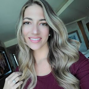 Meet your Posher, Christie